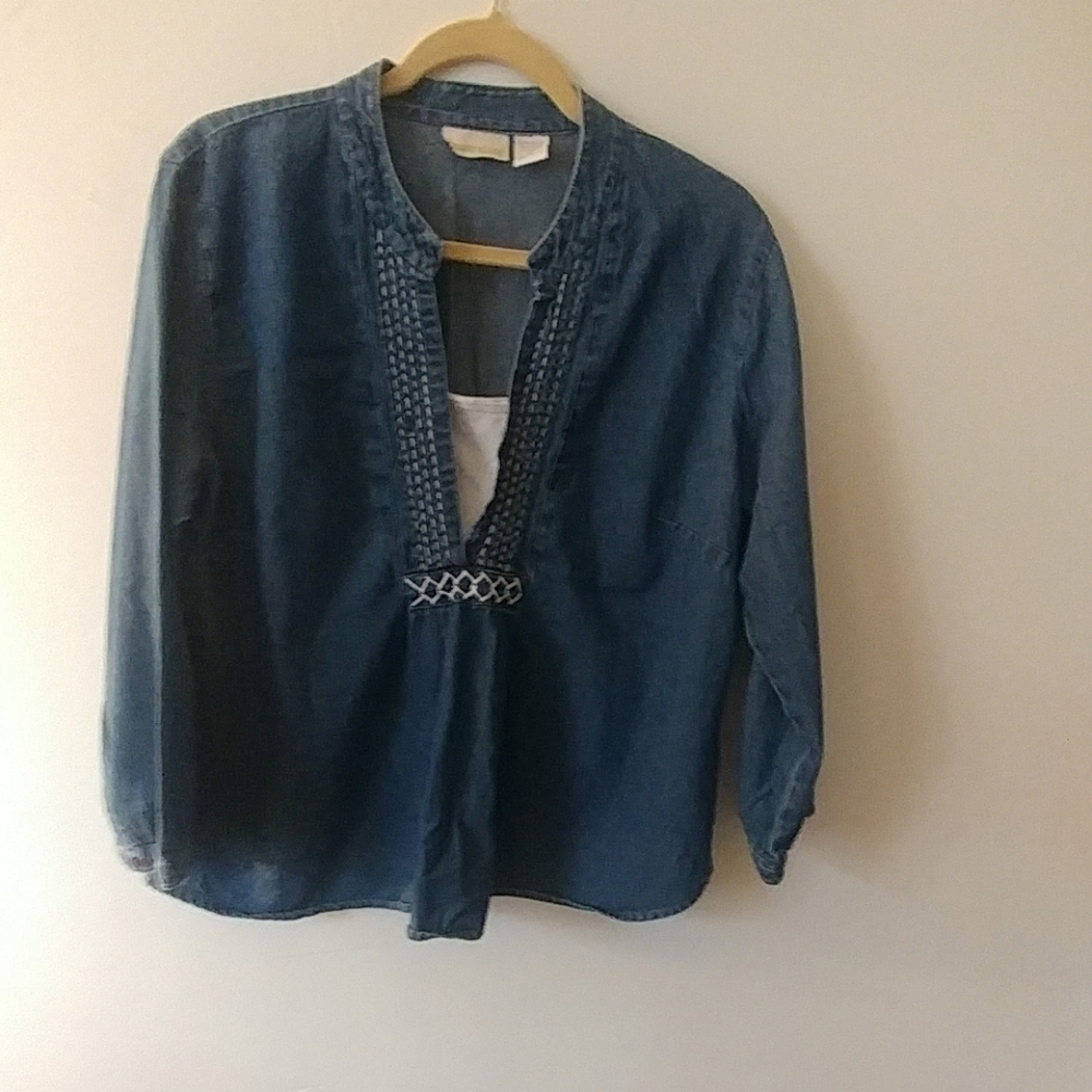 LADIES BLOUSE